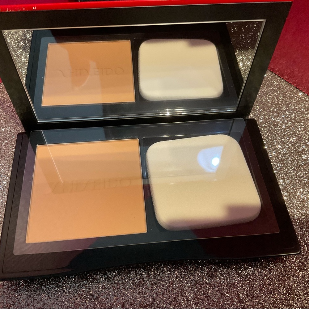 SHISEIDO Synchro powder foundation- OAK #340 - Picture 9 of 11